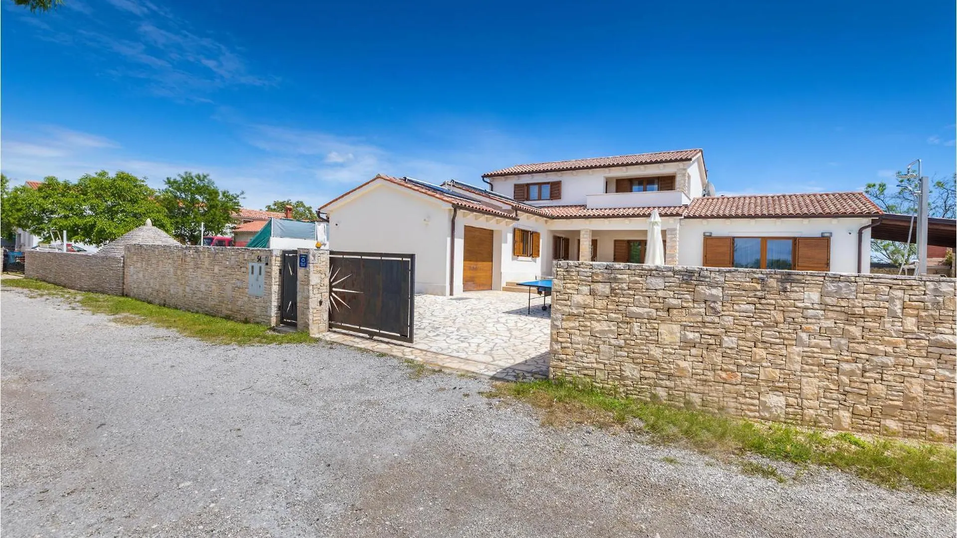 Holiday home Nice Home In Sveti Kirin With Jacuzzi Jursici